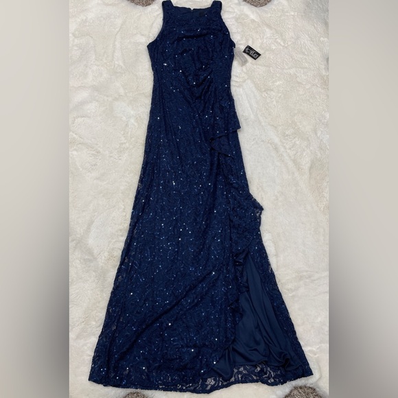 NWT ALEX EVENINGS
Sequin Lace Cascading Ruffle Gown size 4 - Picture 6 of 8